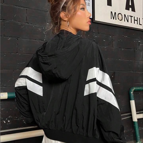 Colorblock Zip Up Hooded Jacket - Picture 2 of 4